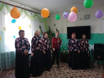 Праздничный концерт "Мудрость осени, счастливые мгновенья"