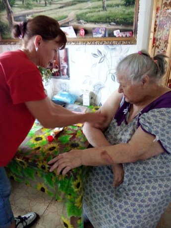 Помощники по уходу